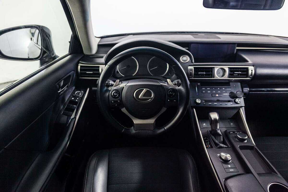 Купить Lexus IS с пробегом. Фото: #13