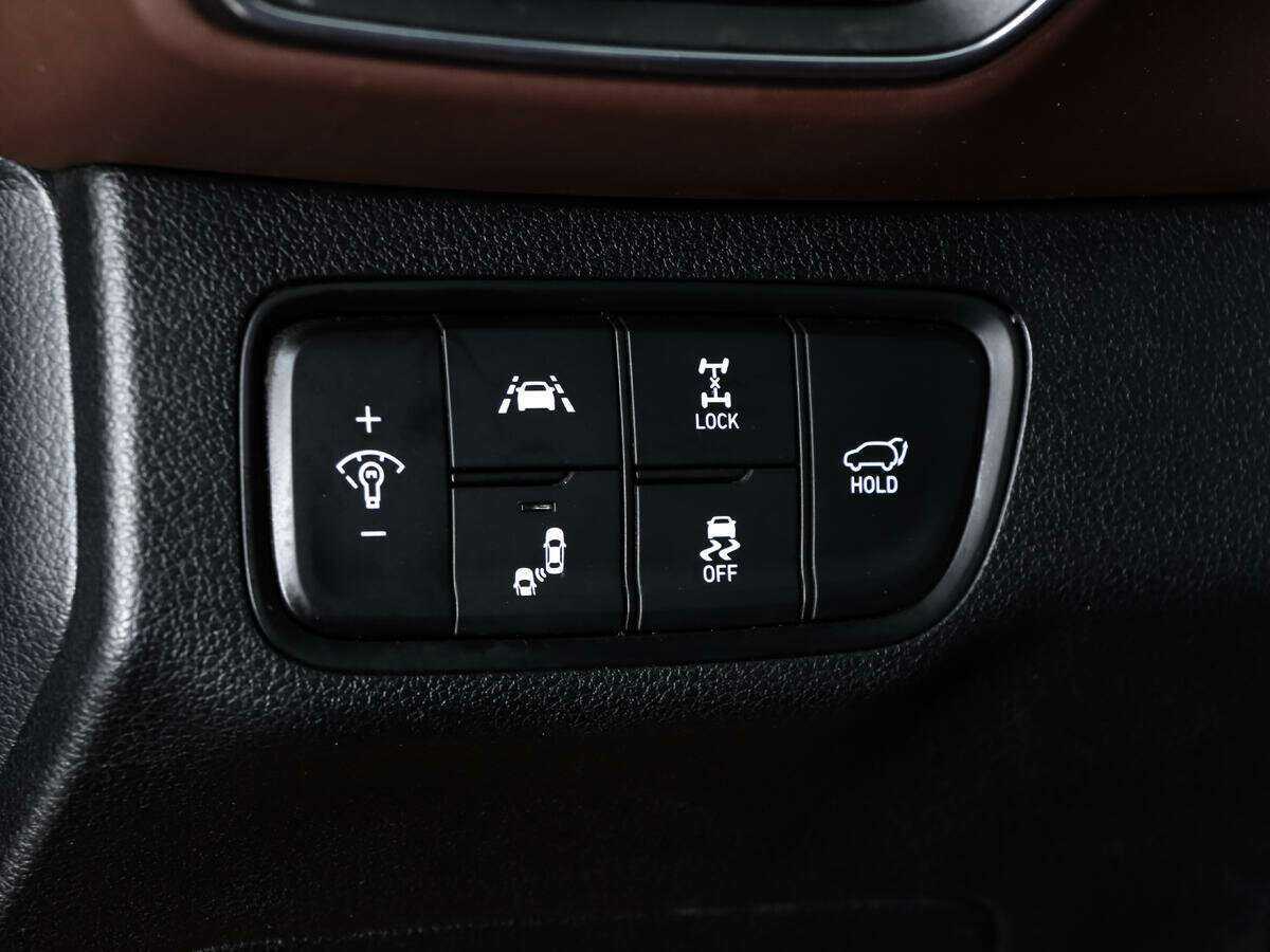 Купить Hyundai Santa Fe с пробегом. Фото: #18