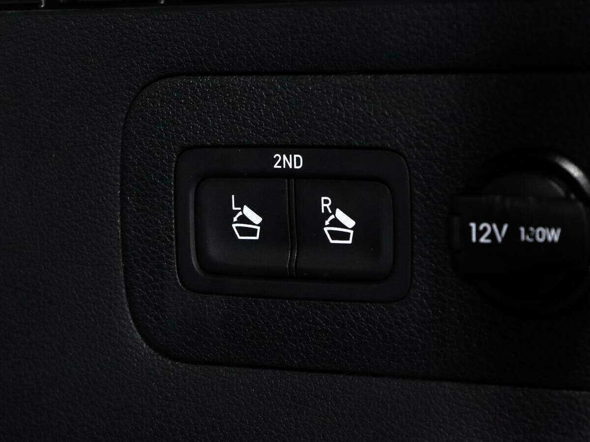 Купить Hyundai Santa Fe с пробегом. Фото: #19