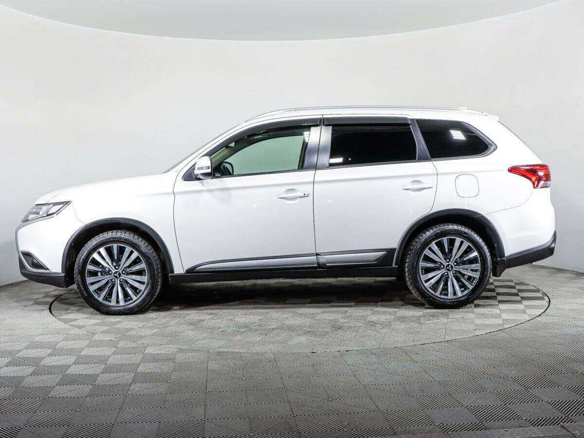 Купить Mitsubishi Outlander с пробегом. Фото: #7