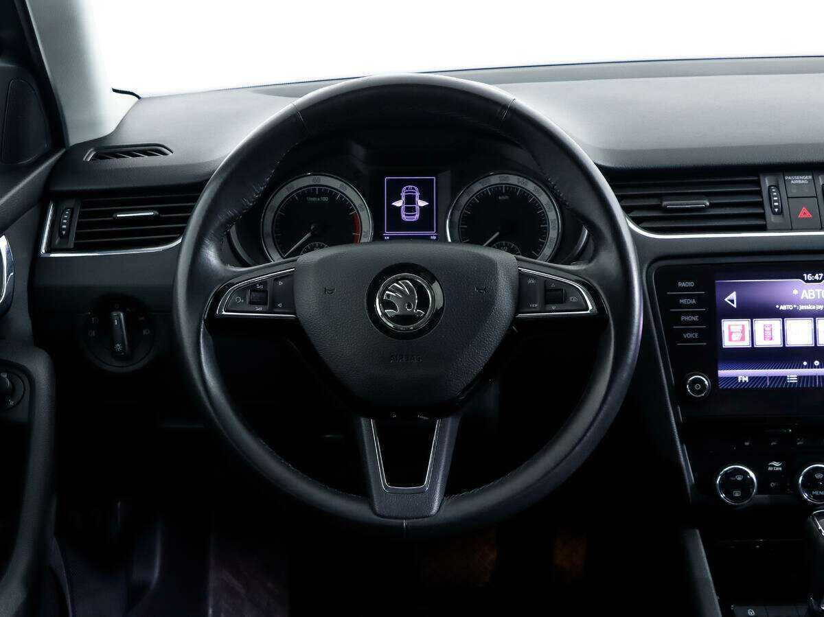 Купить Skoda Octavia с пробегом. Фото: #17