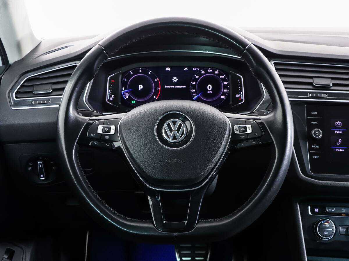 Купить Volkswagen Tiguan с пробегом. Фото: #9