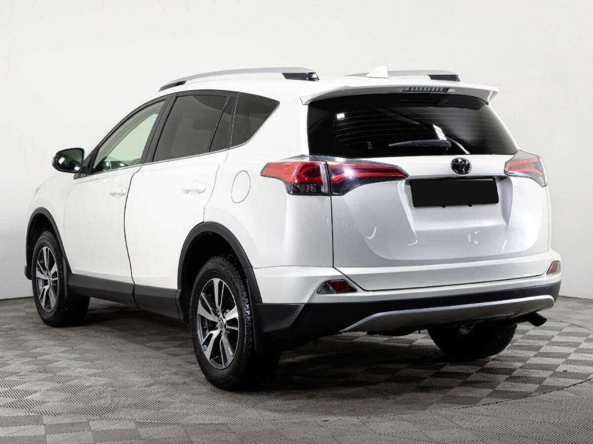 Купить Toyota RAV4 с пробегом. Фото: #5