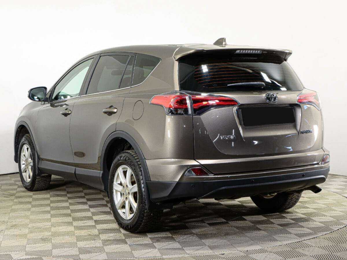 Купить Toyota RAV4 с пробегом. Фото: #6