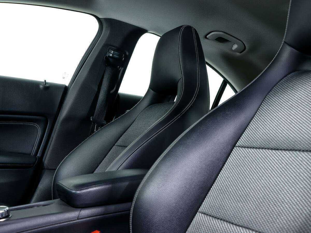 Купить Mercedes-Benz CLA с пробегом. Фото: #10