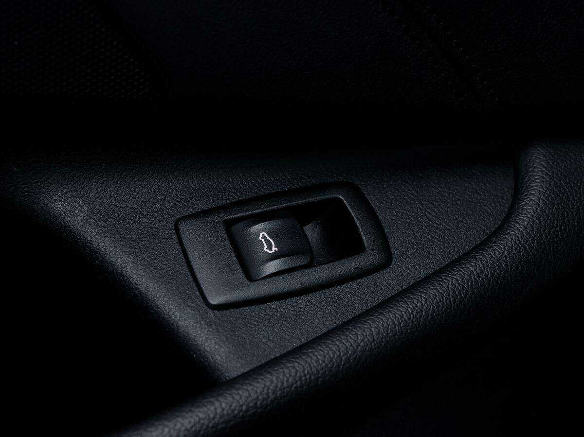 Купить BMW 5 серии с пробегом. Фото: #11