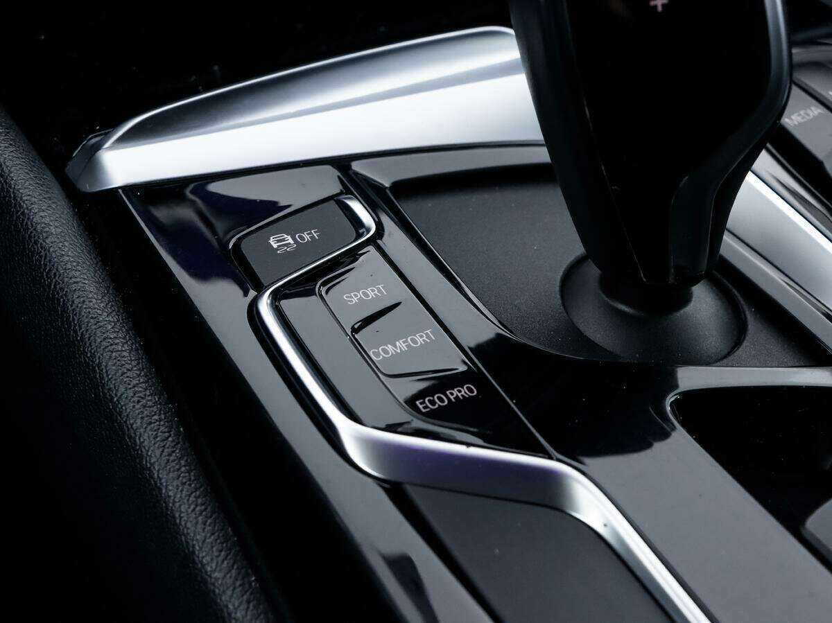 Купить BMW 5 серии с пробегом. Фото: #12