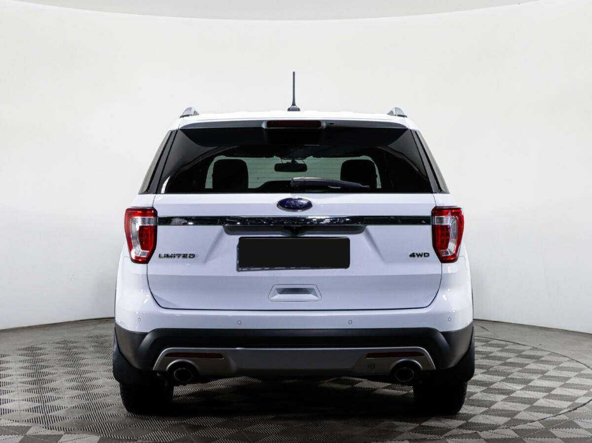 Купить Ford Explorer с пробегом. Фото: #5