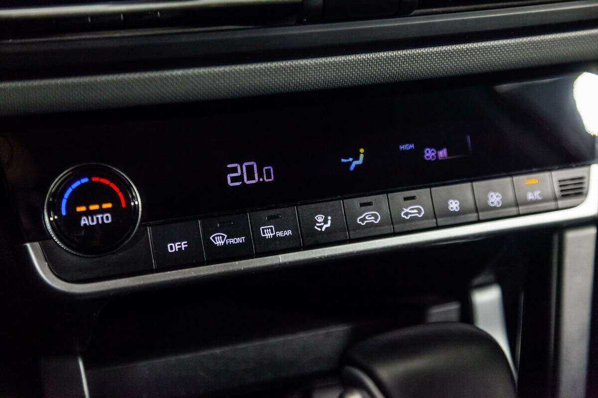 Купить Kia Seltos с пробегом. Фото: #19