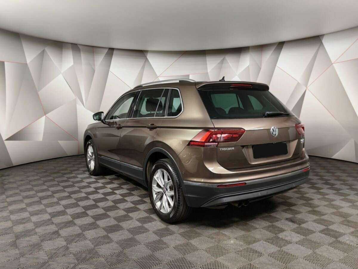 Купить Volkswagen Tiguan с пробегом. Фото: #3