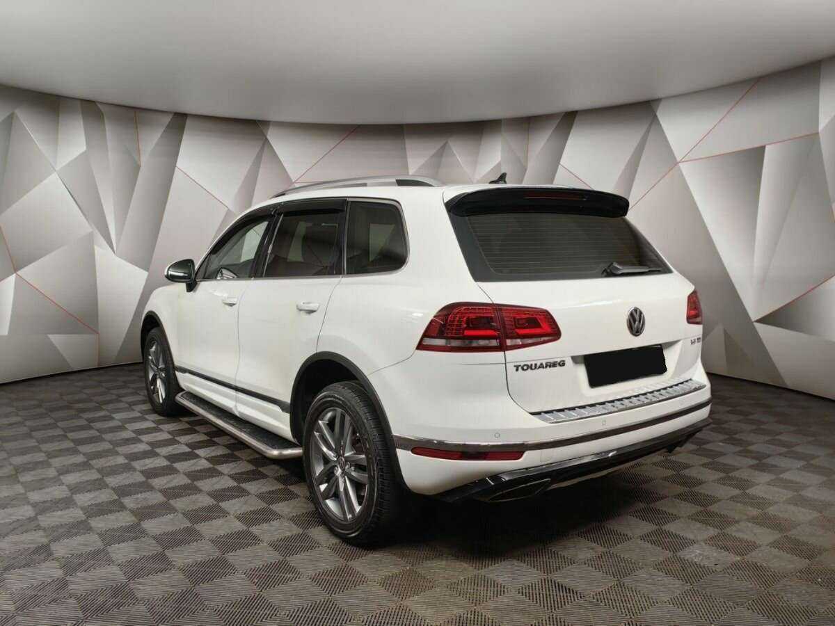 Купить Volkswagen Touareg с пробегом. Фото: #3