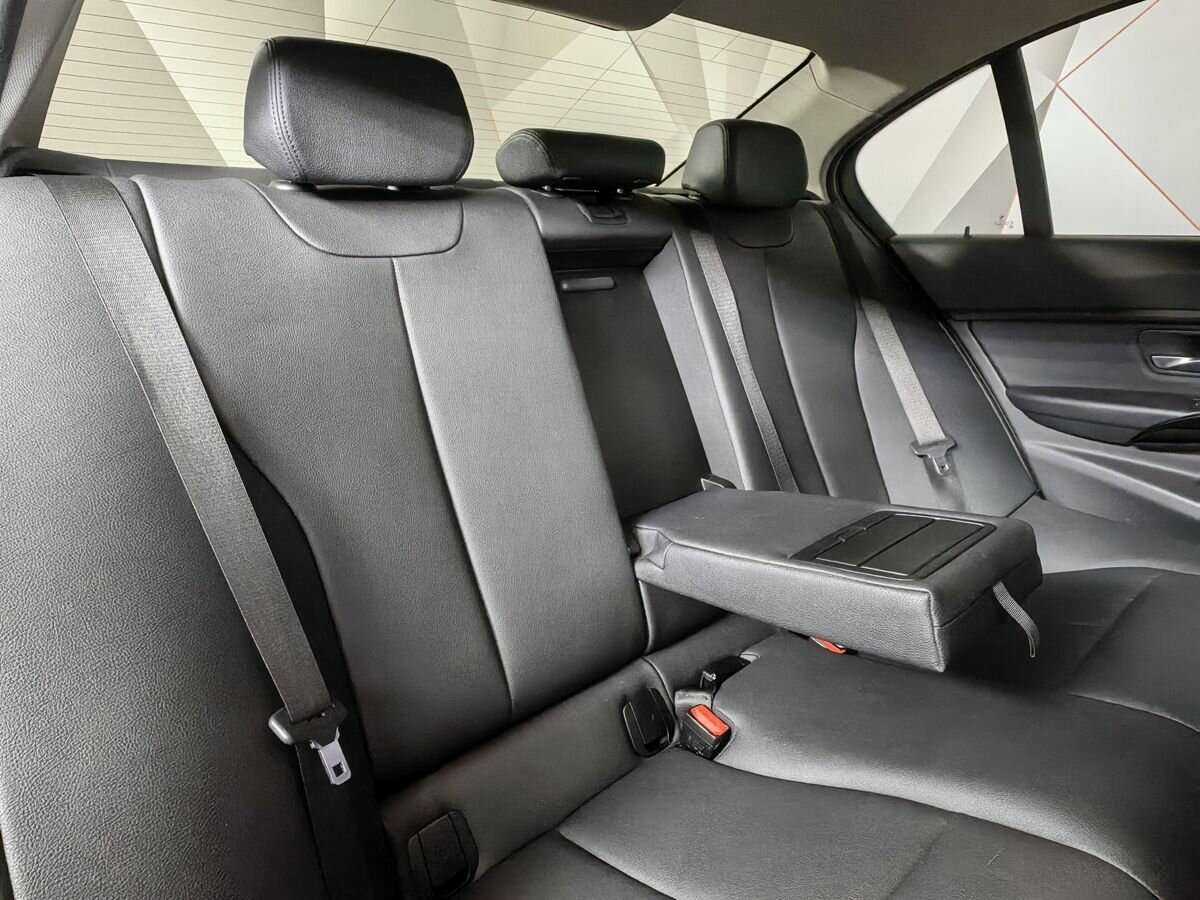 Купить BMW 3 серии с пробегом. Фото: #12