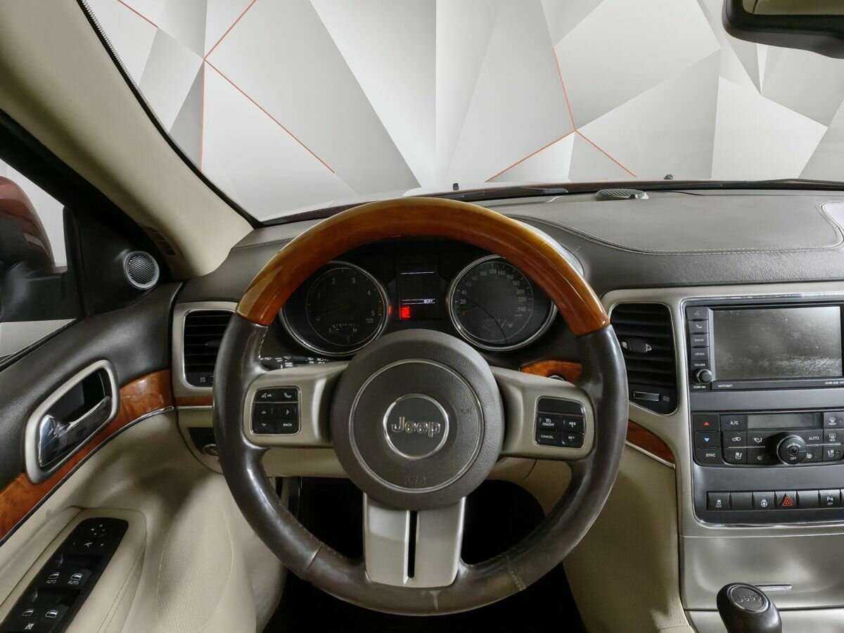 Купить Jeep Grand Cherokee с пробегом. Фото: #14