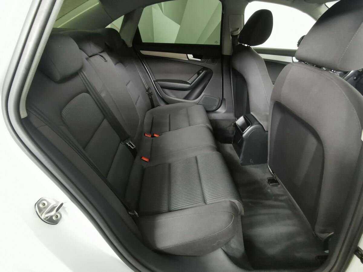 Купить Audi A4 с пробегом. Фото: #11