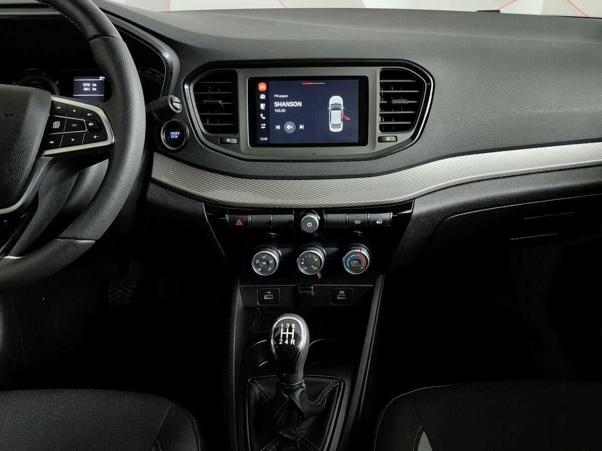 Купить Lada (ВАЗ) Vesta с пробегом. Фото: #10