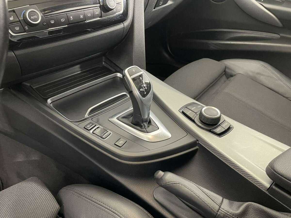 Купить BMW 3 серии с пробегом. Фото: #12