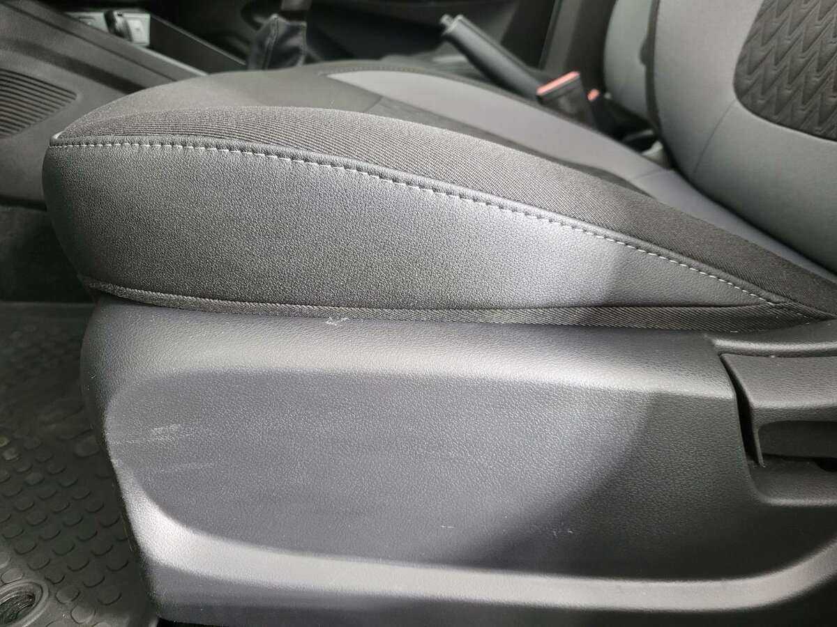 Купить Lada (ВАЗ) Vesta с пробегом. Фото: #9