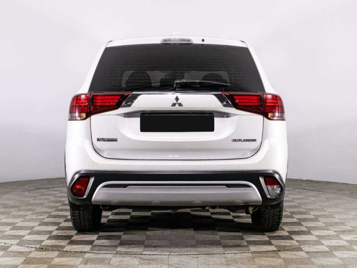 Купить Mitsubishi Outlander с пробегом. Фото: #5