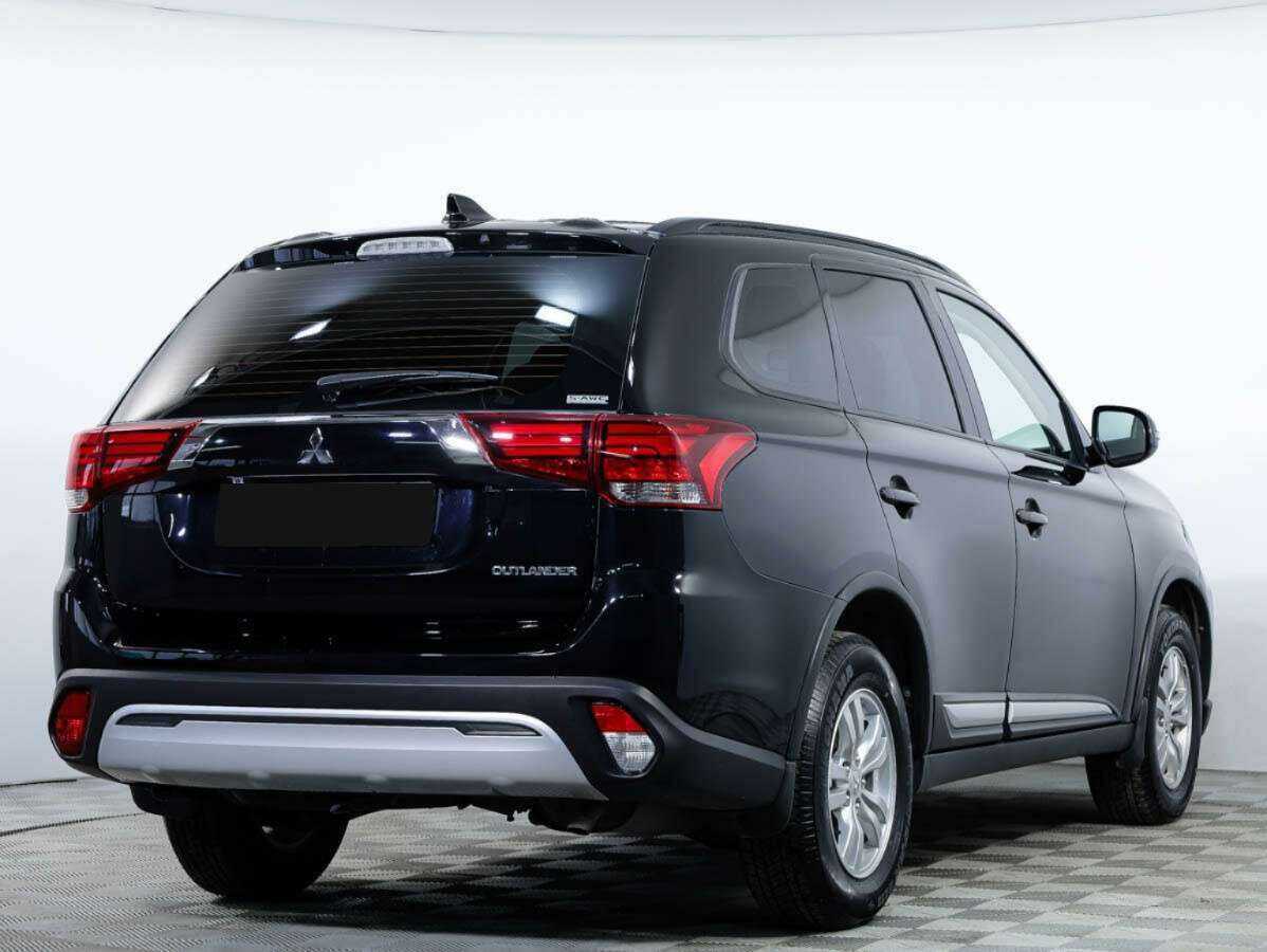 Купить Mitsubishi Outlander с пробегом. Фото: #3