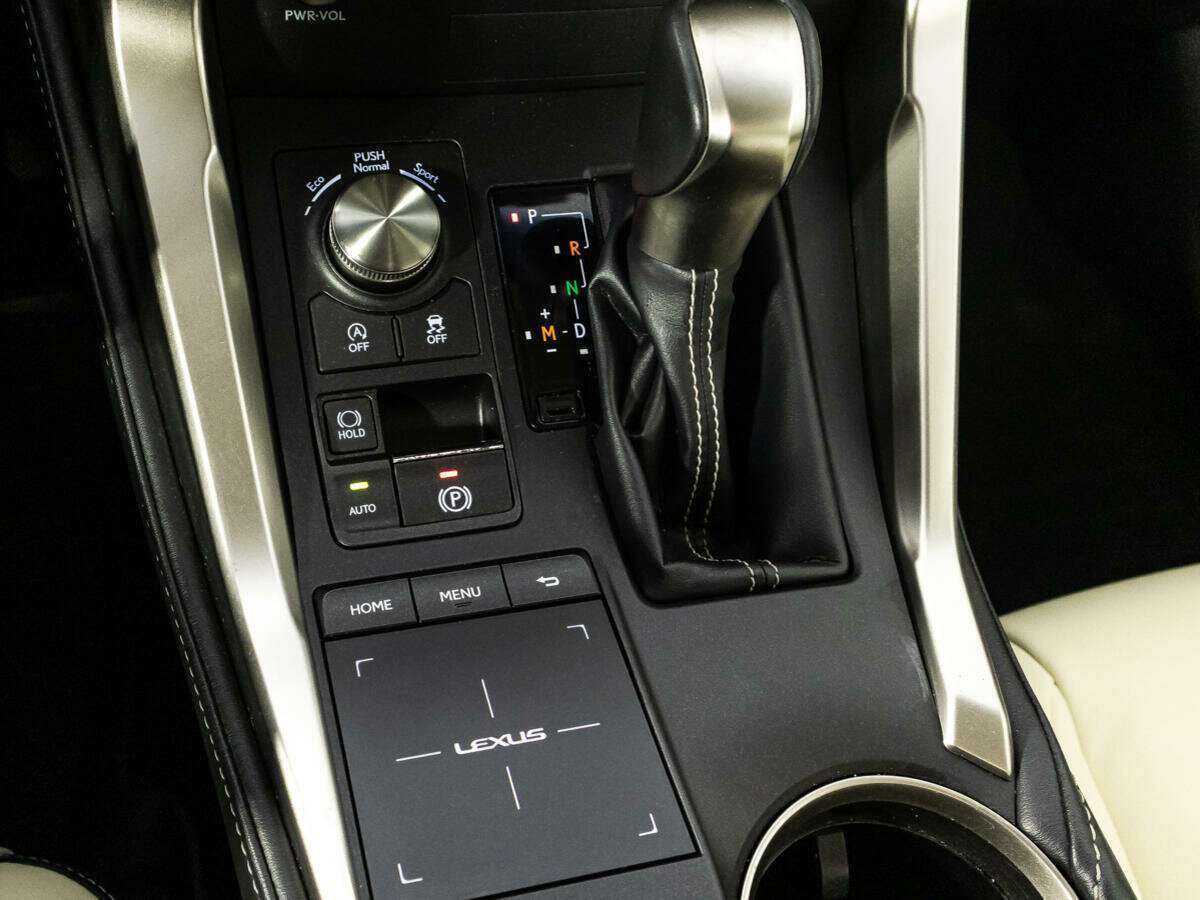 Купить Lexus NX с пробегом. Фото: #17