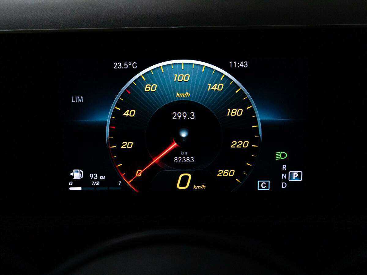 Купить Mercedes-Benz A-Класс с пробегом. Фото: #11