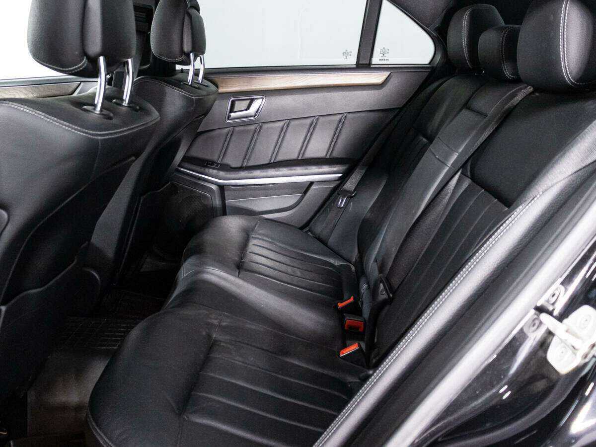 Купить Mercedes-Benz E-Класс с пробегом. Фото: #9