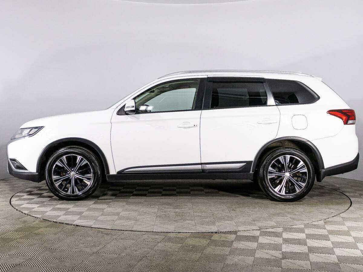 Купить Mitsubishi Outlander с пробегом. Фото: #7