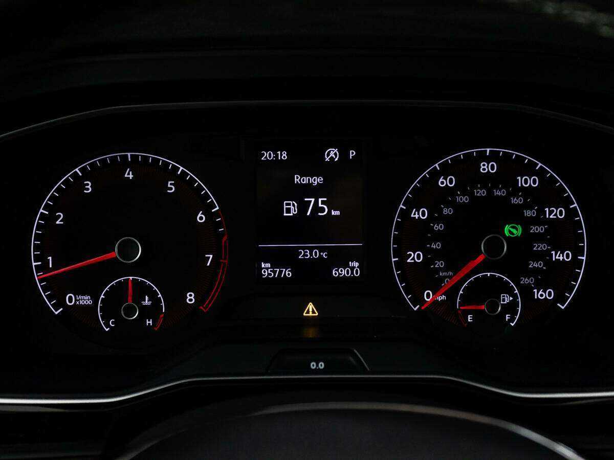 Купить Volkswagen Jetta с пробегом. Фото: #11