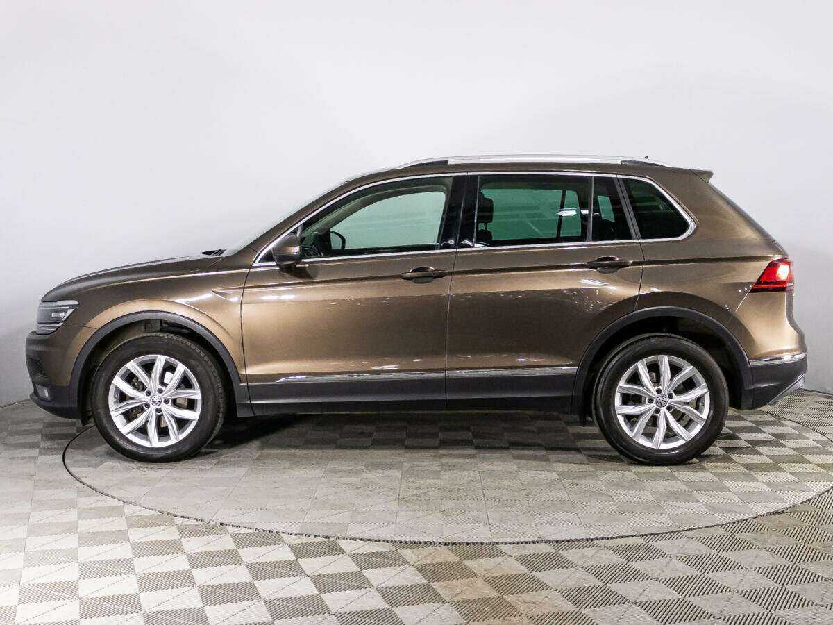 Купить Volkswagen Tiguan с пробегом. Фото: #7