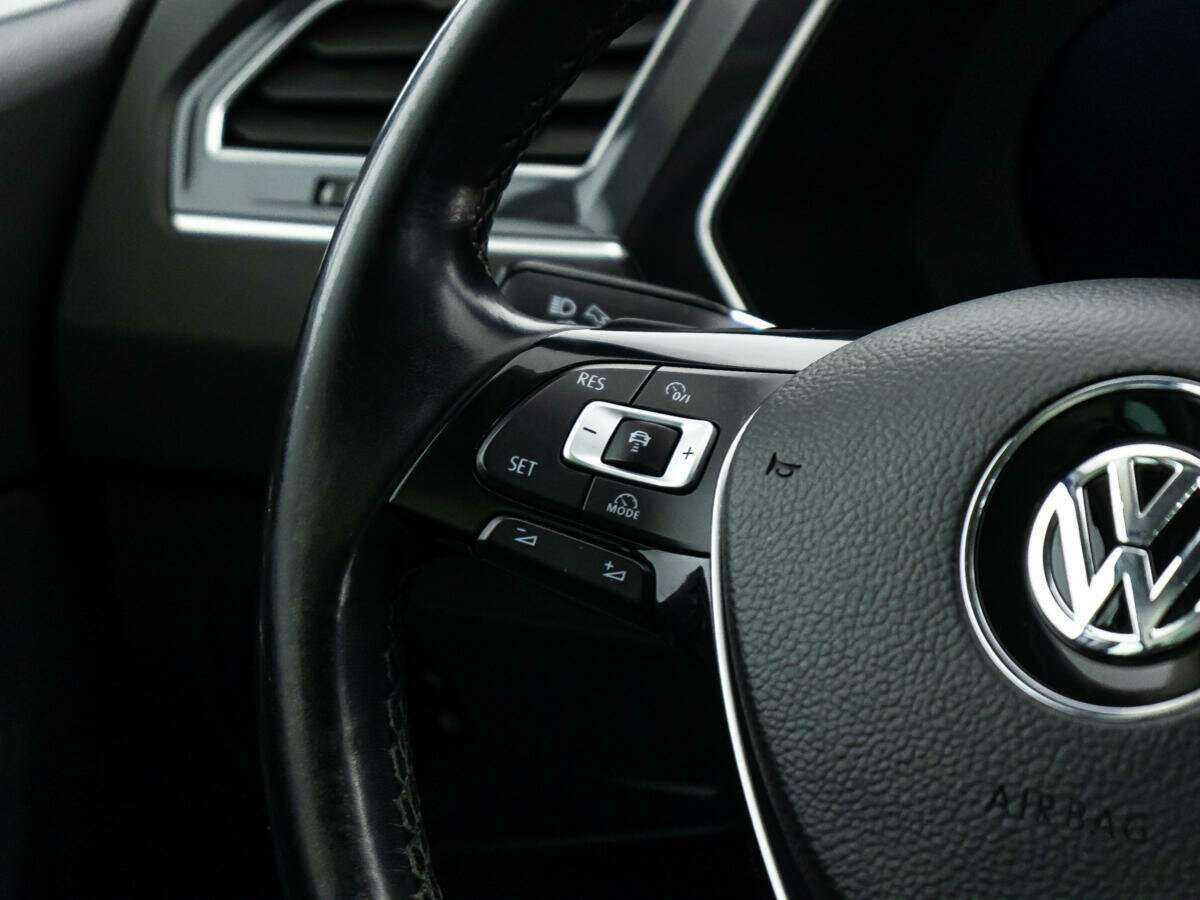 Купить Volkswagen Tiguan с пробегом. Фото: #20