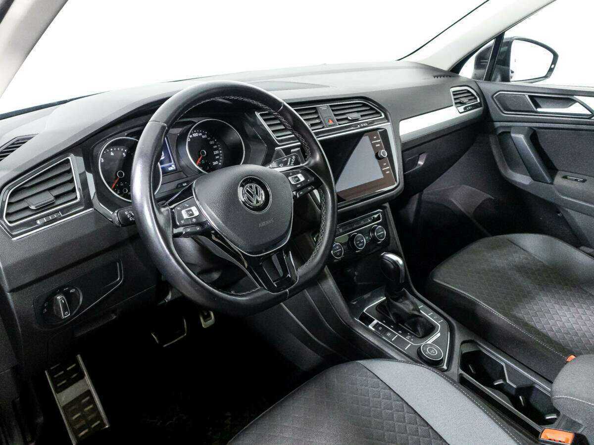Купить Volkswagen Tiguan с пробегом. Фото: #10