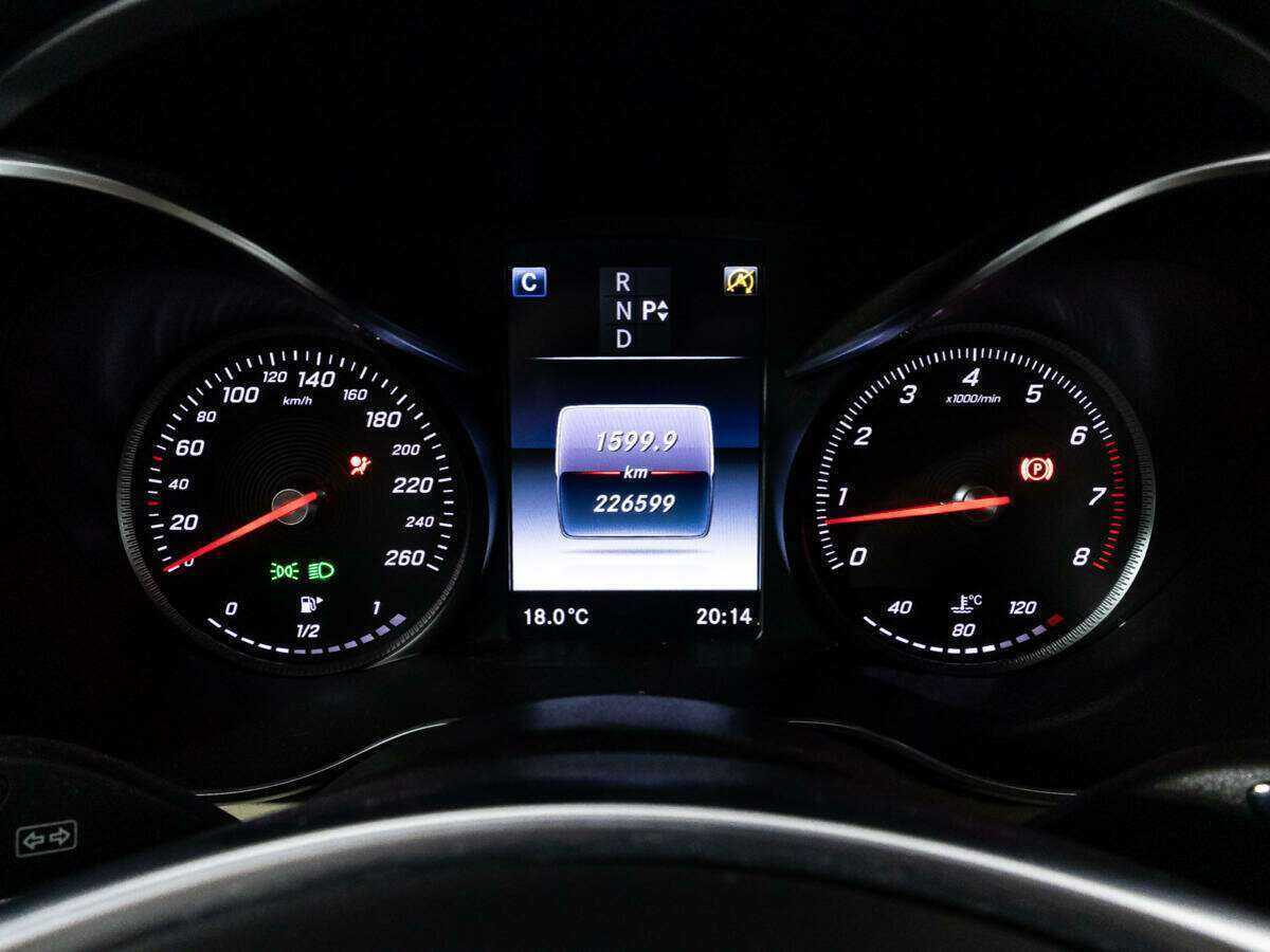 Купить Mercedes-Benz C-Класс с пробегом. Фото: #11