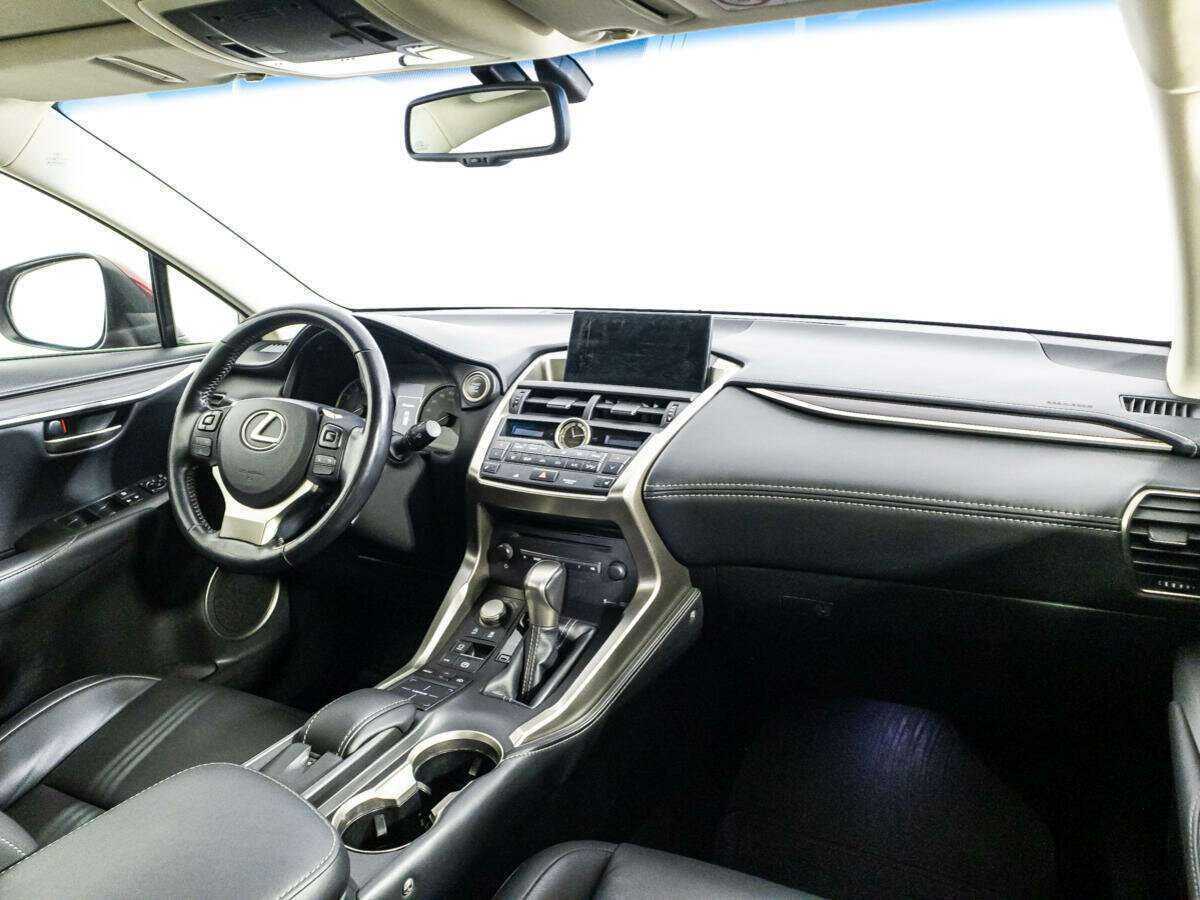 Купить Lexus NX с пробегом. Фото: #8