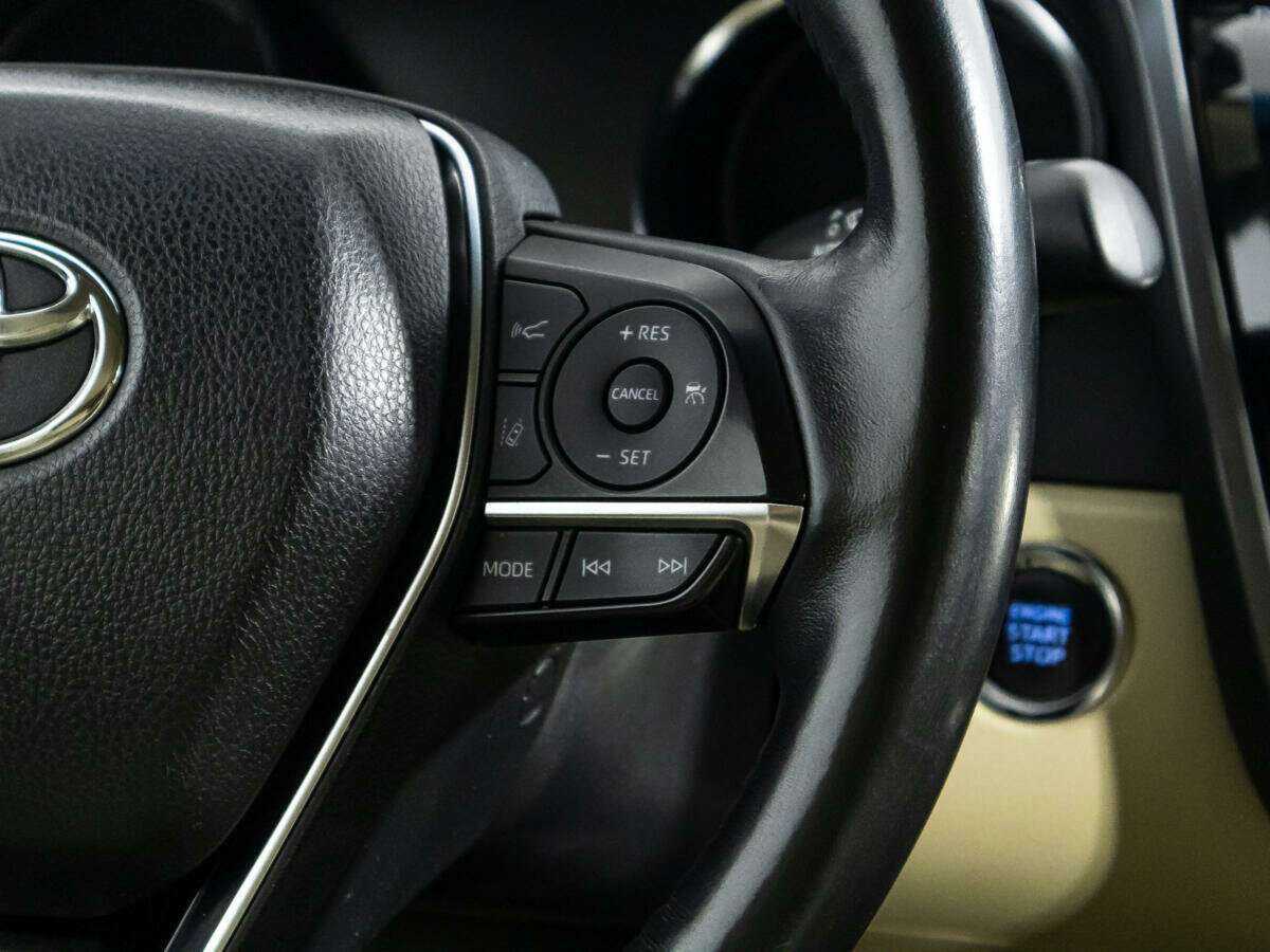 Купить Toyota Camry с пробегом. Фото: #24