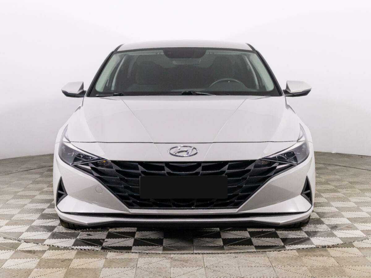 Купить Hyundai Elantra с пробегом. Фото: #1