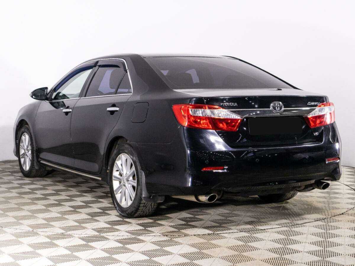 Купить Toyota Camry с пробегом. Фото: #6