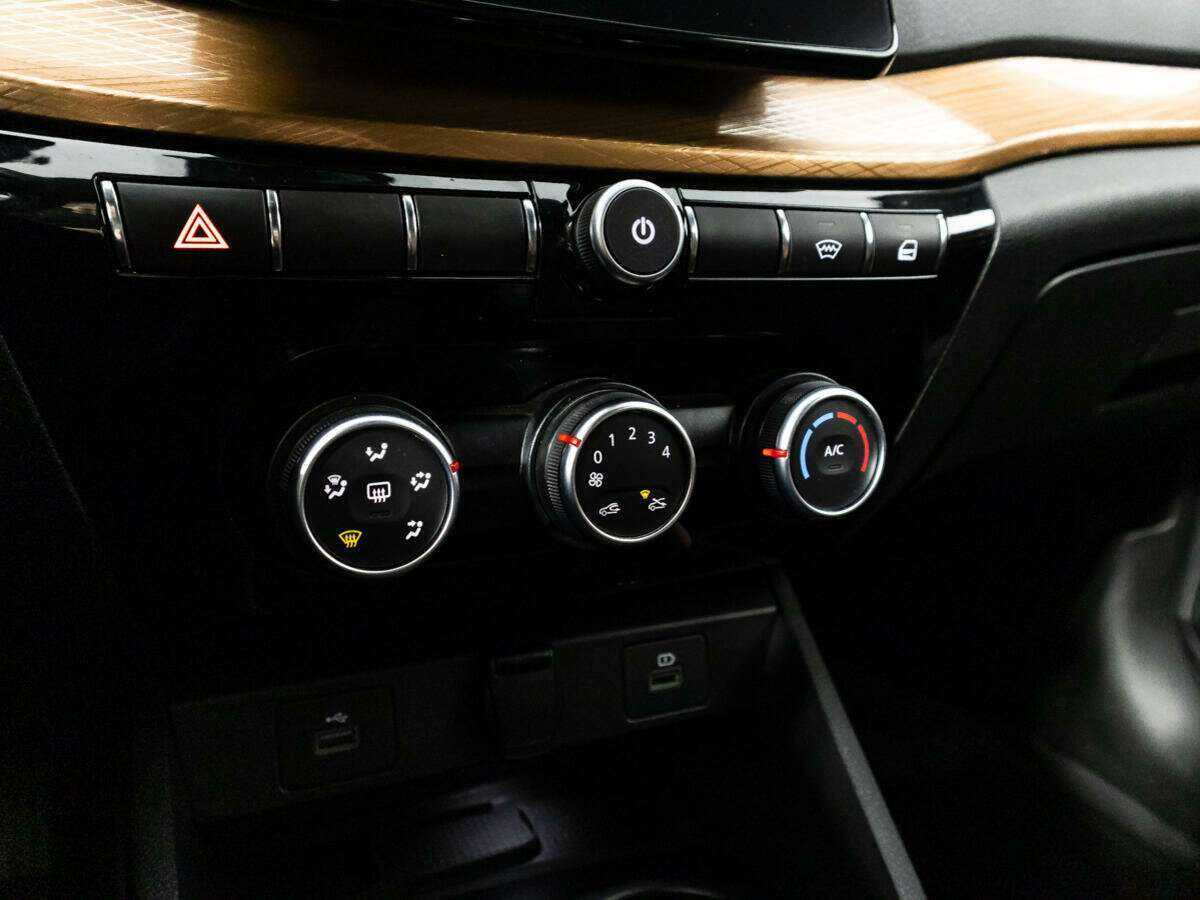 Купить Lada (ВАЗ) Vesta с пробегом. Фото: #14