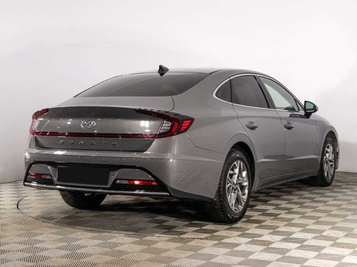 Купить Hyundai Sonata с пробегом. Фото: #4