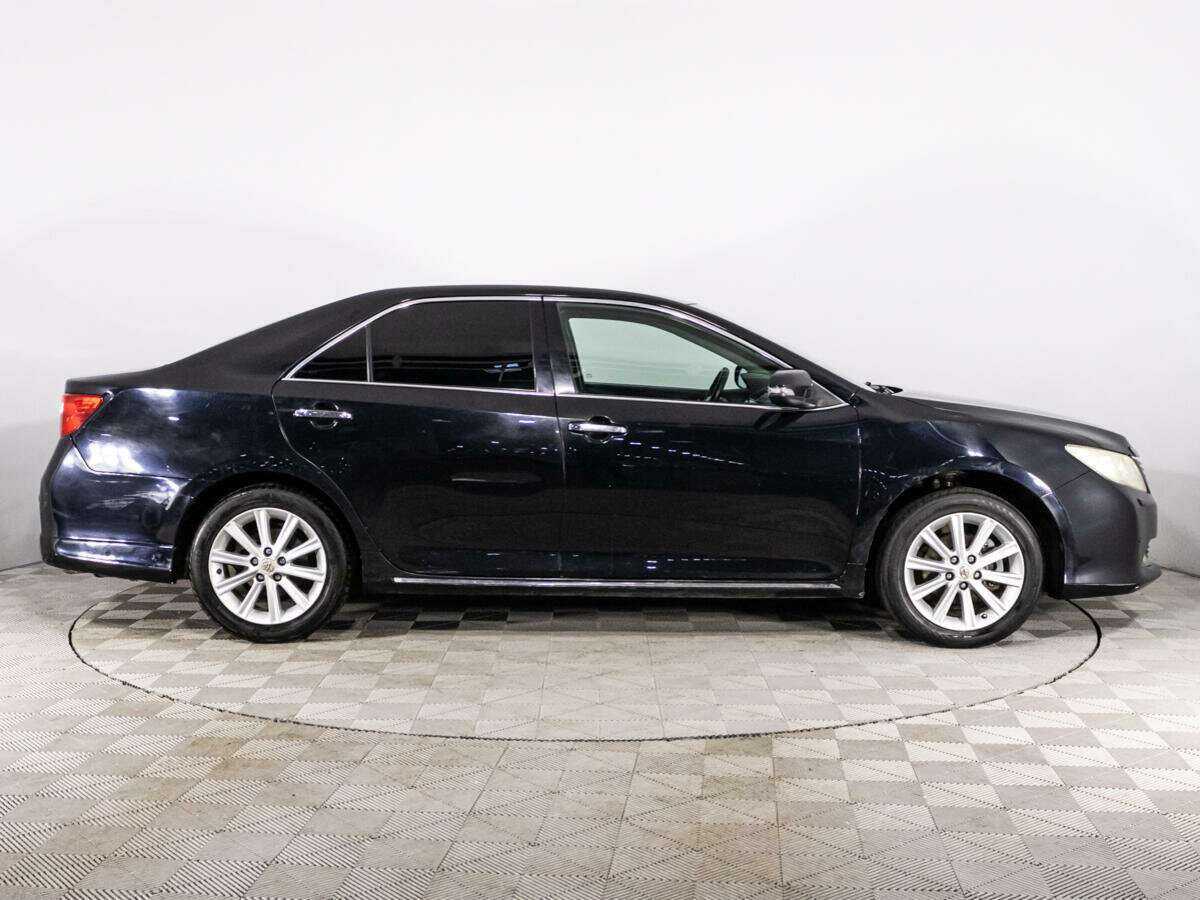 Купить Toyota Camry с пробегом. Фото: #3