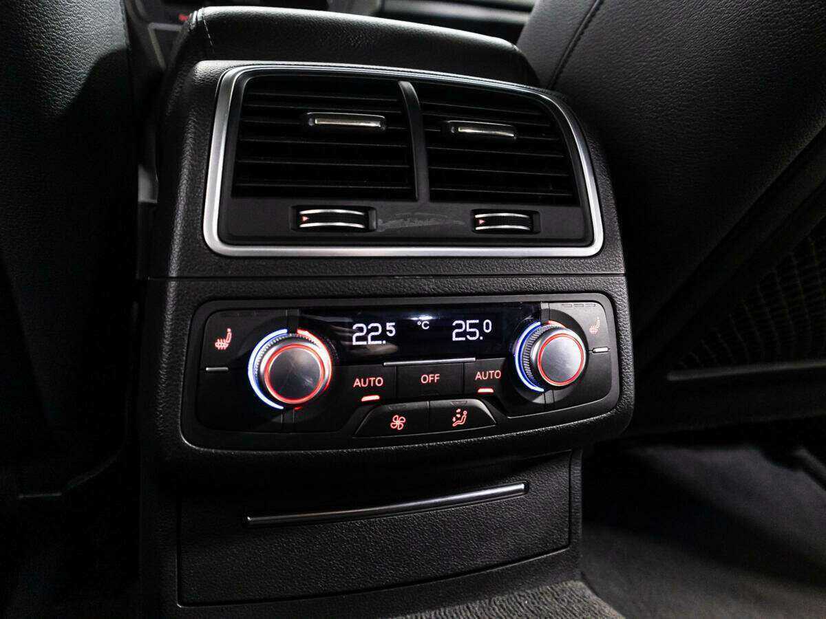 Купить Audi A6 с пробегом. Фото: #23