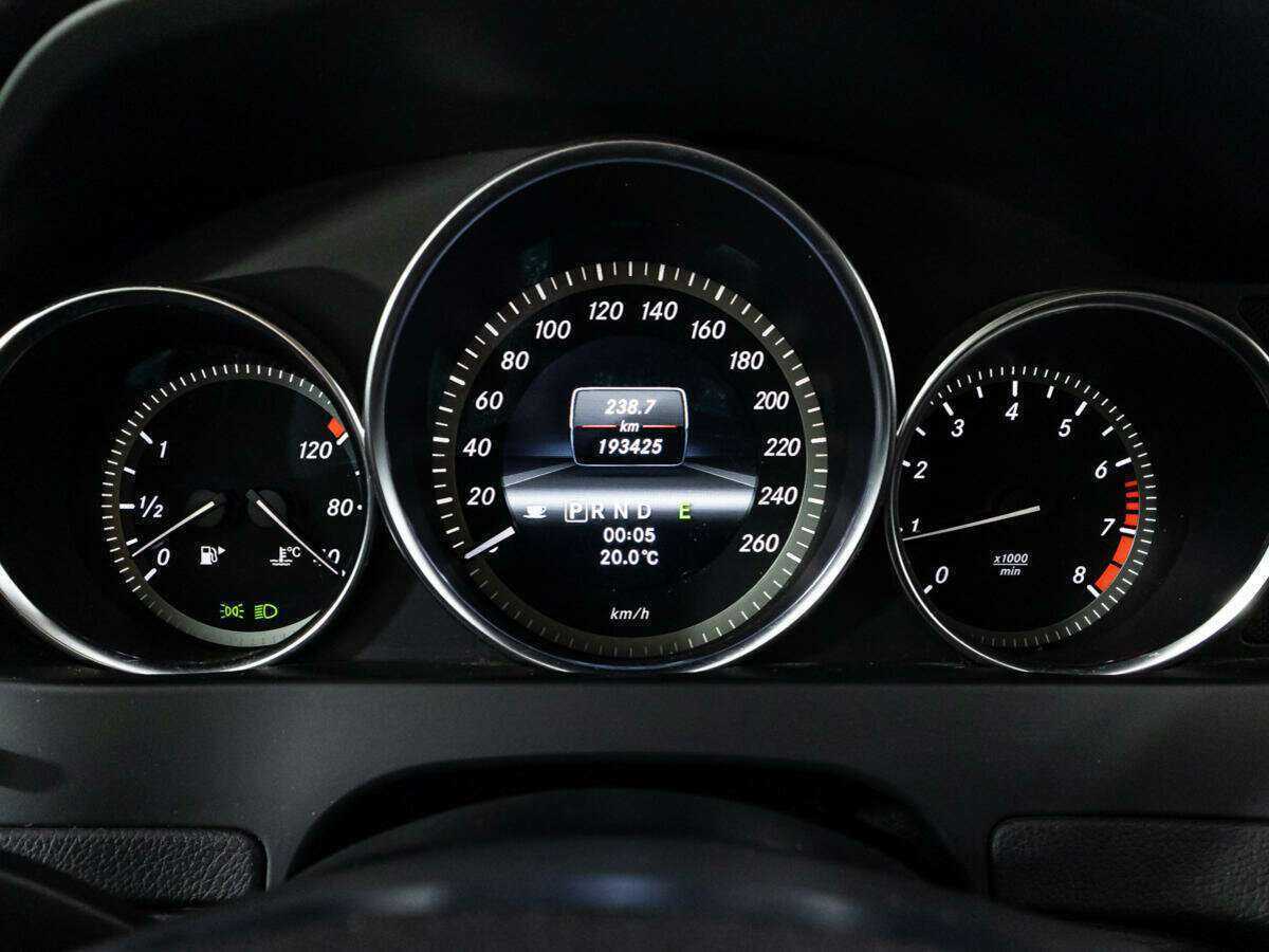 Купить Mercedes-Benz C-Класс с пробегом. Фото: #11