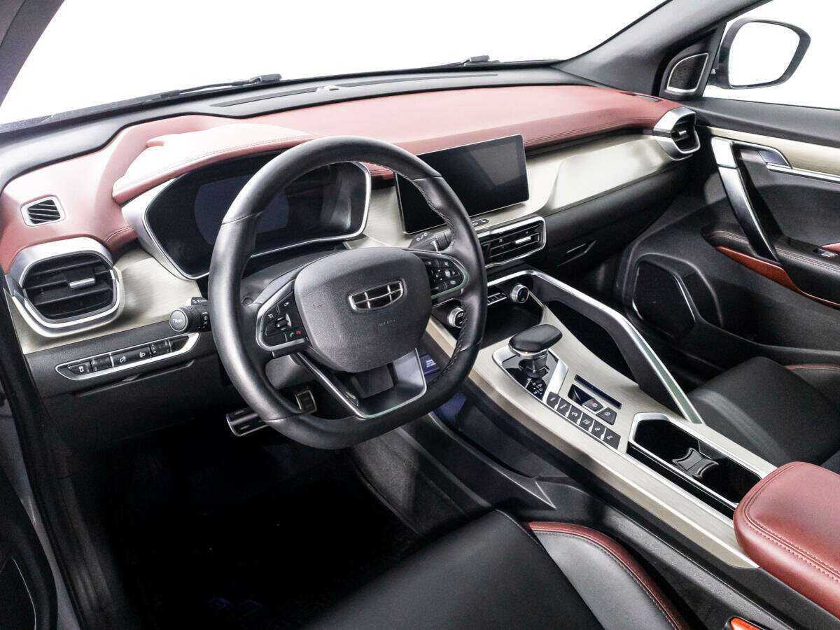 Купить Geely Coolray с пробегом. Фото: #10