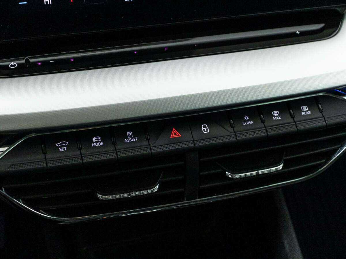 Купить Skoda Octavia с пробегом. Фото: #17