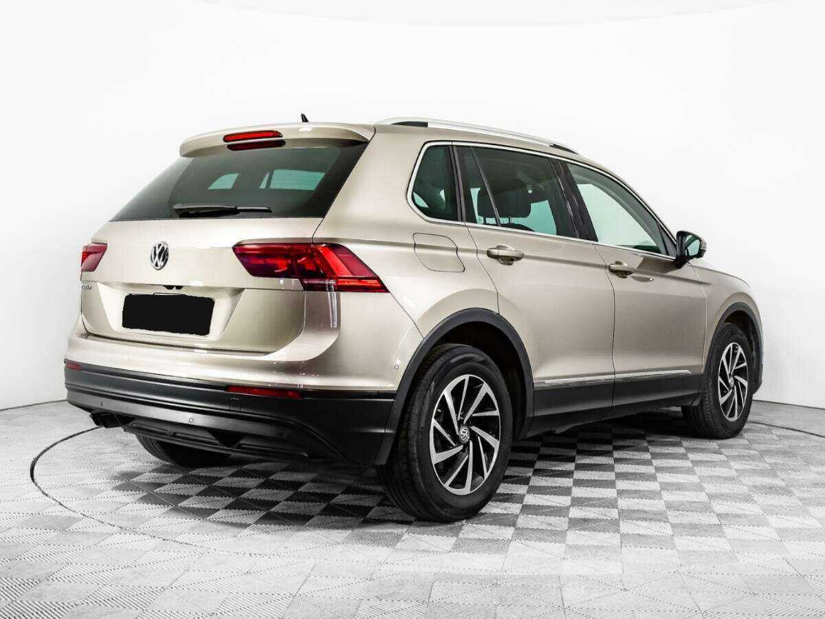 Купить Volkswagen Tiguan с пробегом. Фото: #3