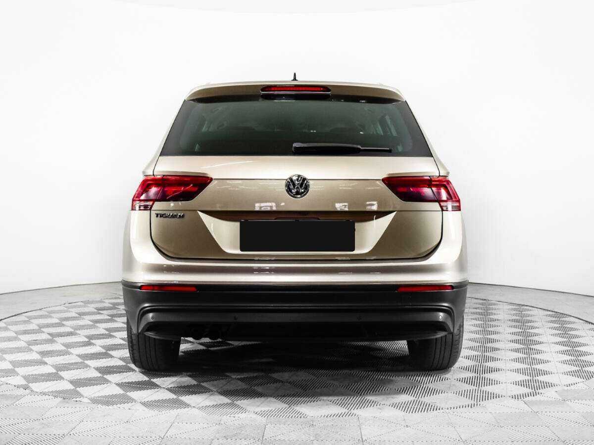 Купить Volkswagen Tiguan с пробегом. Фото: #4