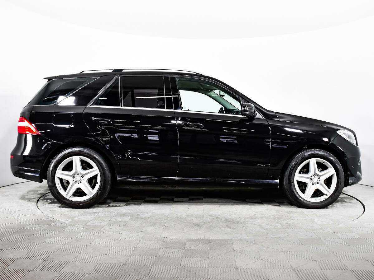 Купить Mercedes-Benz M-Класс с пробегом. Фото: #3