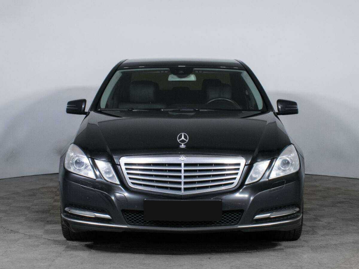 Купить Mercedes-Benz E-Класс с пробегом. Фото: #1