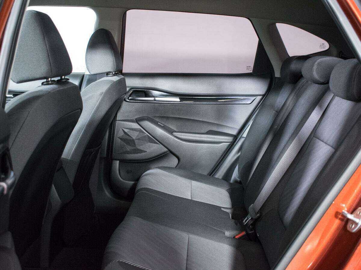 Купить Kia Seltos с пробегом. Фото: #9