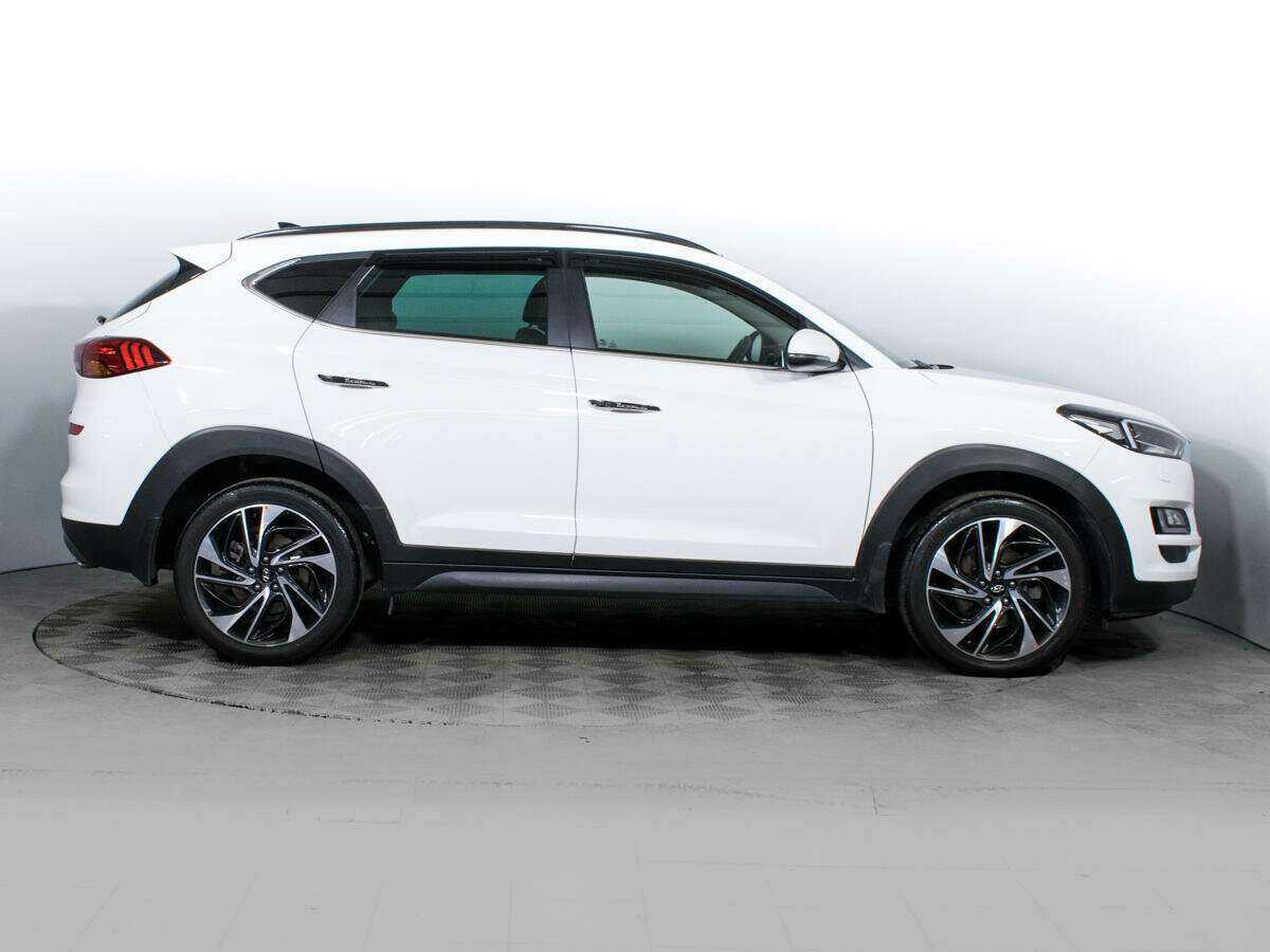 Купить Hyundai Tucson с пробегом. Фото: #3