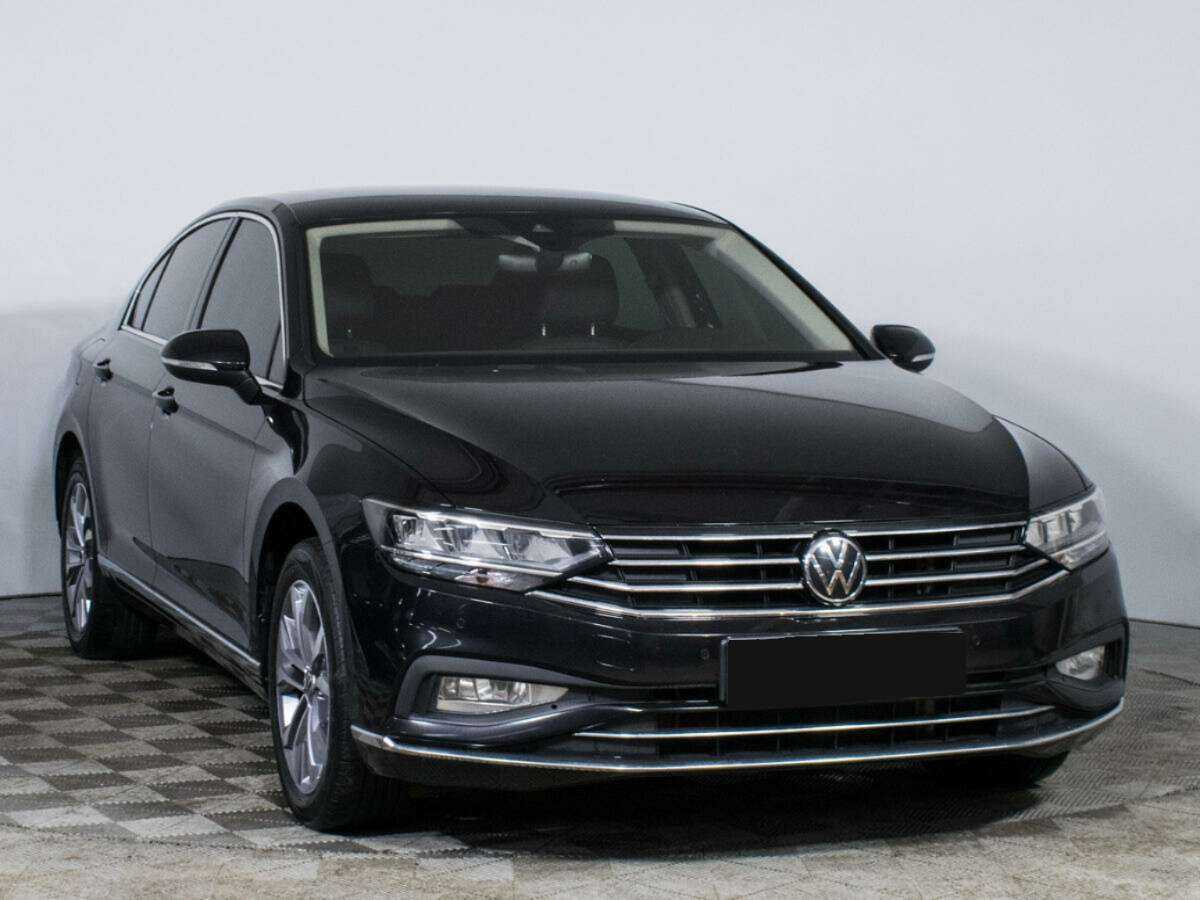 Купить Volkswagen Passat с пробегом. Фото: #2